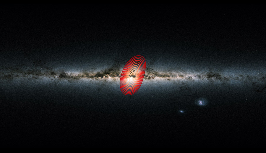 Ovako Mliječna staza izgleda iz naše perspektive. Srednji dio označen crvenom bojom pokazuje mjesto galaksije Heraklo. Izvor Danny Horta-Darrington (Liverpool John Moores Univerzitet), ESA/Gaia i SDSS.