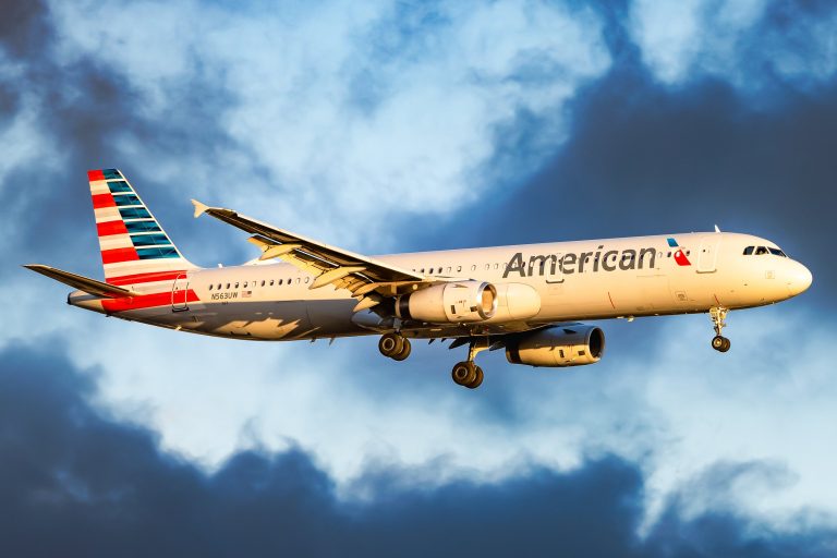 NLO-viđenje-FBI-American airlines-Izduženi NLO
