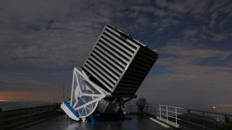 SDSS-optički-teleskop-udaljeni-kvazari