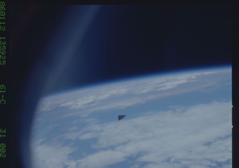 STS61C-31-2. Izvor: eol.jsc.nasa.gov.