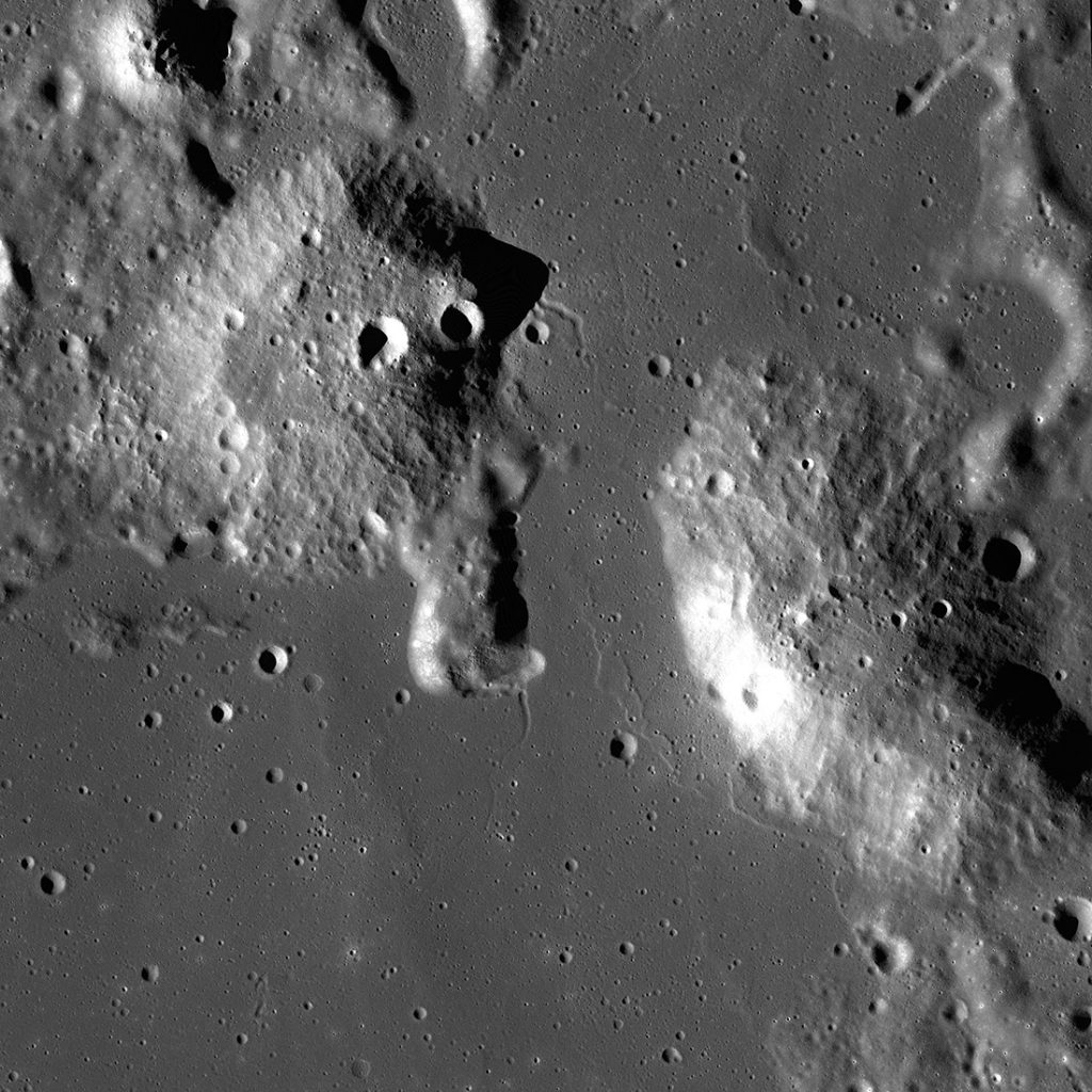 Slika Gruithuisenovih kupola na koje NASA planira poslati lender i rover (©NASA/GSFC/Arizona State University).