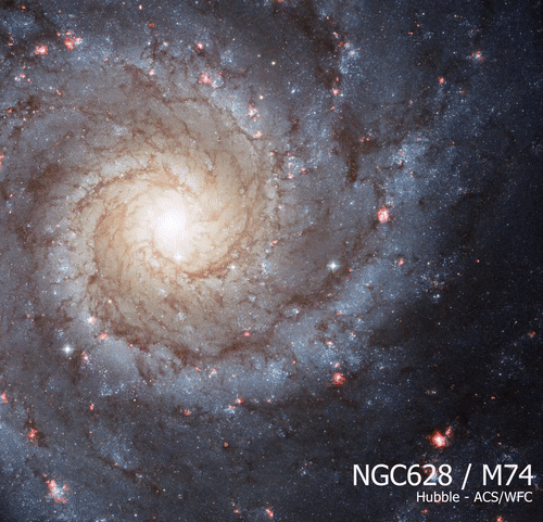 Usporedba snimki galaksije NGC628 koje su napravili Hubble i James Webb (©NASA).
