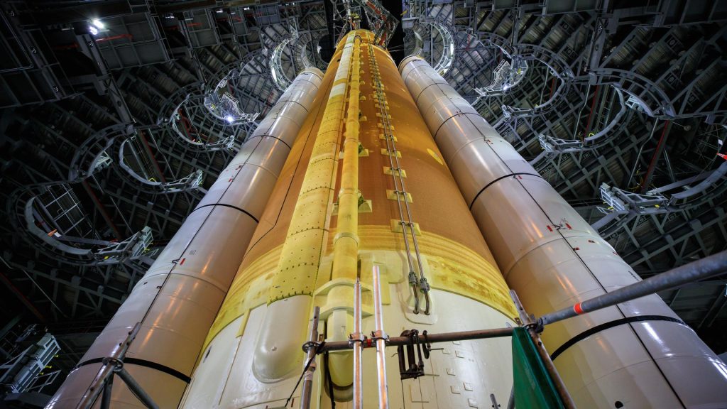 Raketa Mega Moon u sklopu misije Artemis. Izvor: NASA/Frank Michaux.