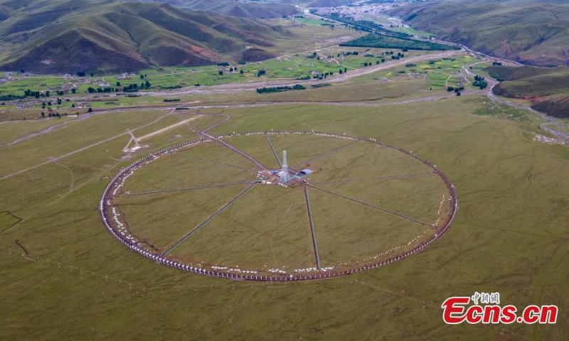 Solarni radio teleskop (Meridijanski projekt faza II). Izvor: China News Service/Liu Zhongyan.