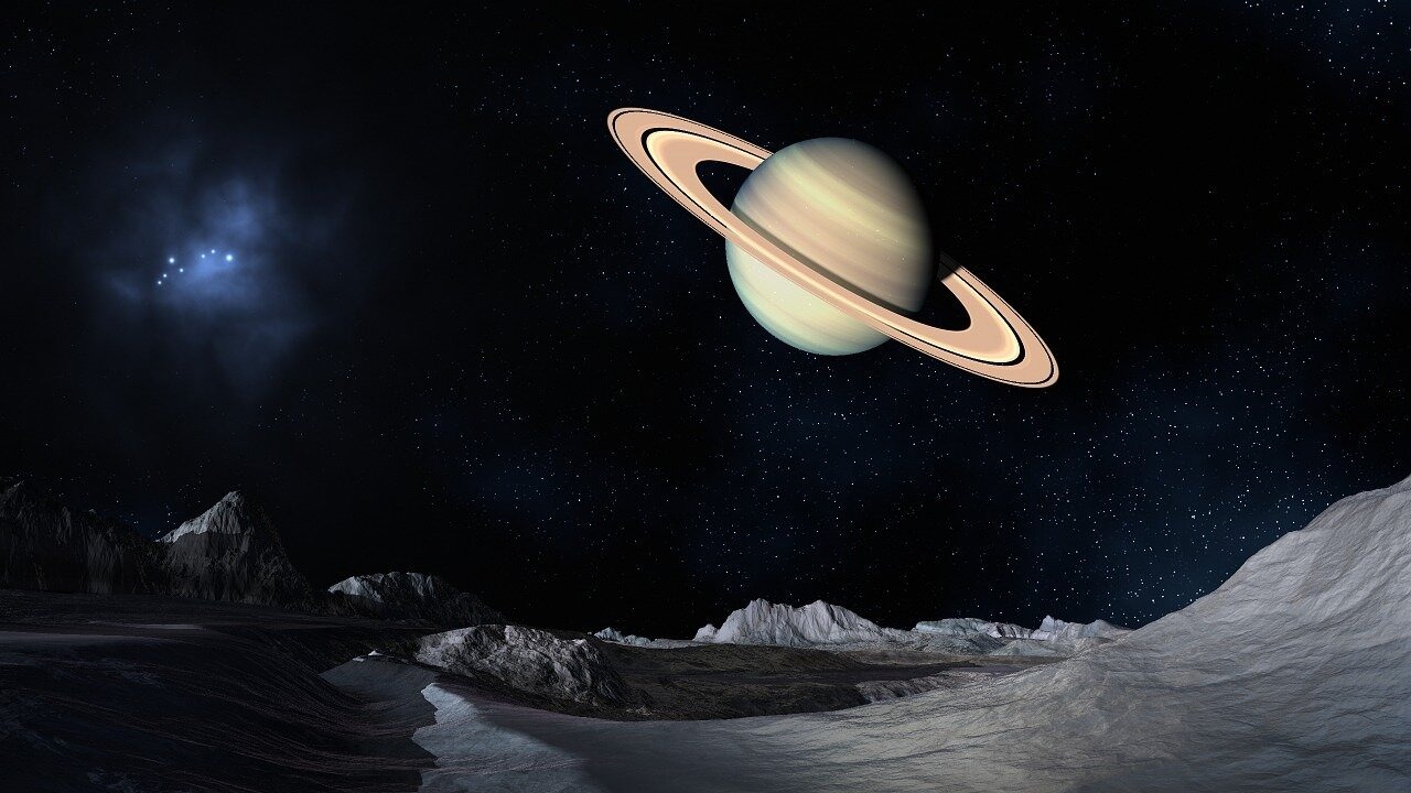 Umjetnički prikaz pogleda na Saturn s površine obližnjeg mjeseca (©CC0 Public Domain).