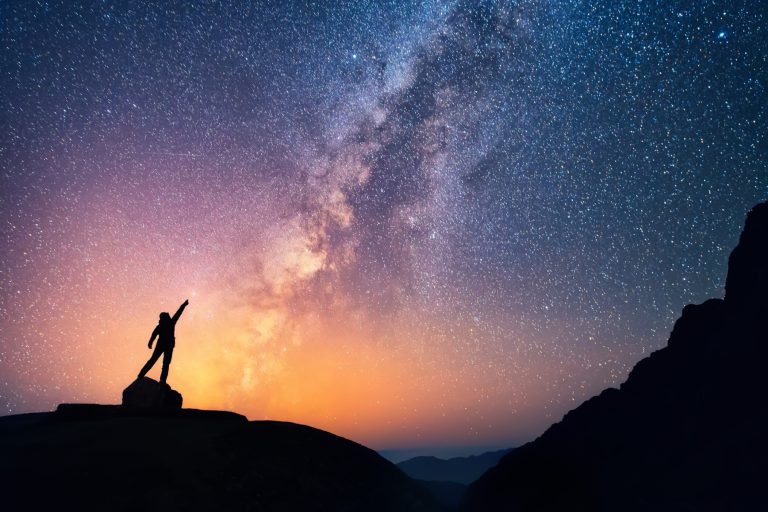 Zivot u svemiru, life in universe (Depositphotos_80149280_L)