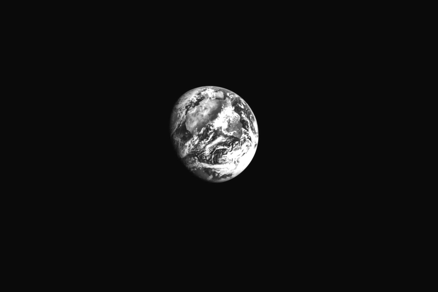 Zemlja snimljena svemirskom letjelicom Artemis 1 Orion. Izvor: Nasa.gov.