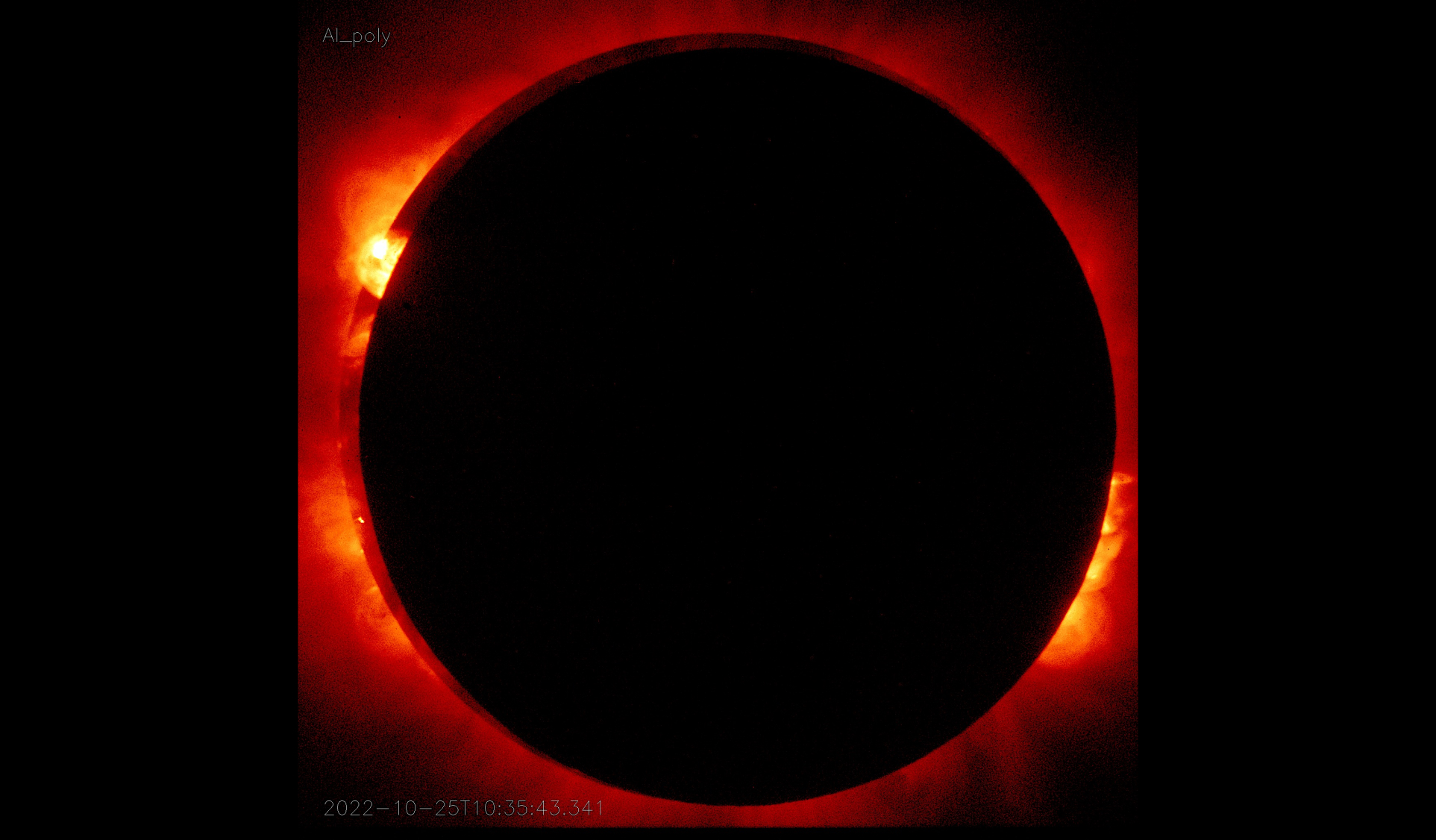 'Vatreni prsten' nastao pomrčinom Sunca na snimkama NASA-inog satelita Hinode (©NASA).