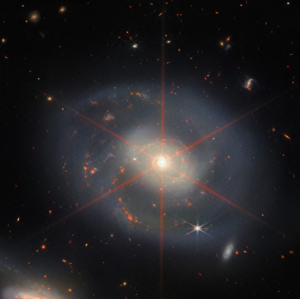 Galaksija NGC 7469 kako ju je snimio James Webb (©ESA/NASA/CSA et al).