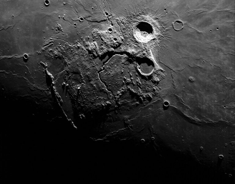 Letjelica Orion snimila je nevjerojatan pogled na Mjesečevu površinu tijekom jednog od preleta iznad našeg prirodnog satelita (©NASA/Orion/Artemis I).