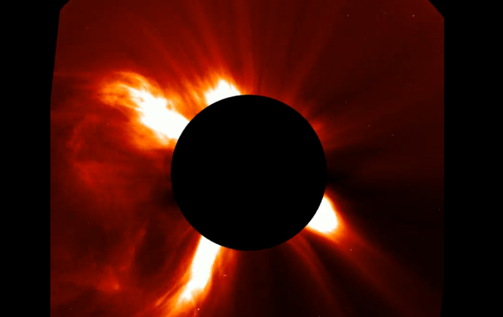 Koronalno izbacivanje mase. Izvor: Helioviewer.org.