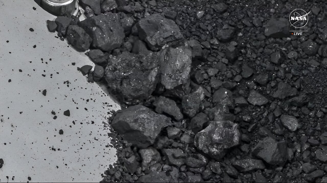 NASA potvrđuje nalaz vode i ugljika u uzorku s asteroida Bennu