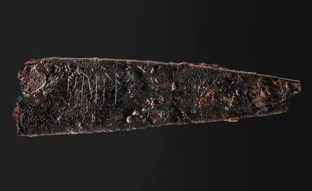 Rune na nožu
