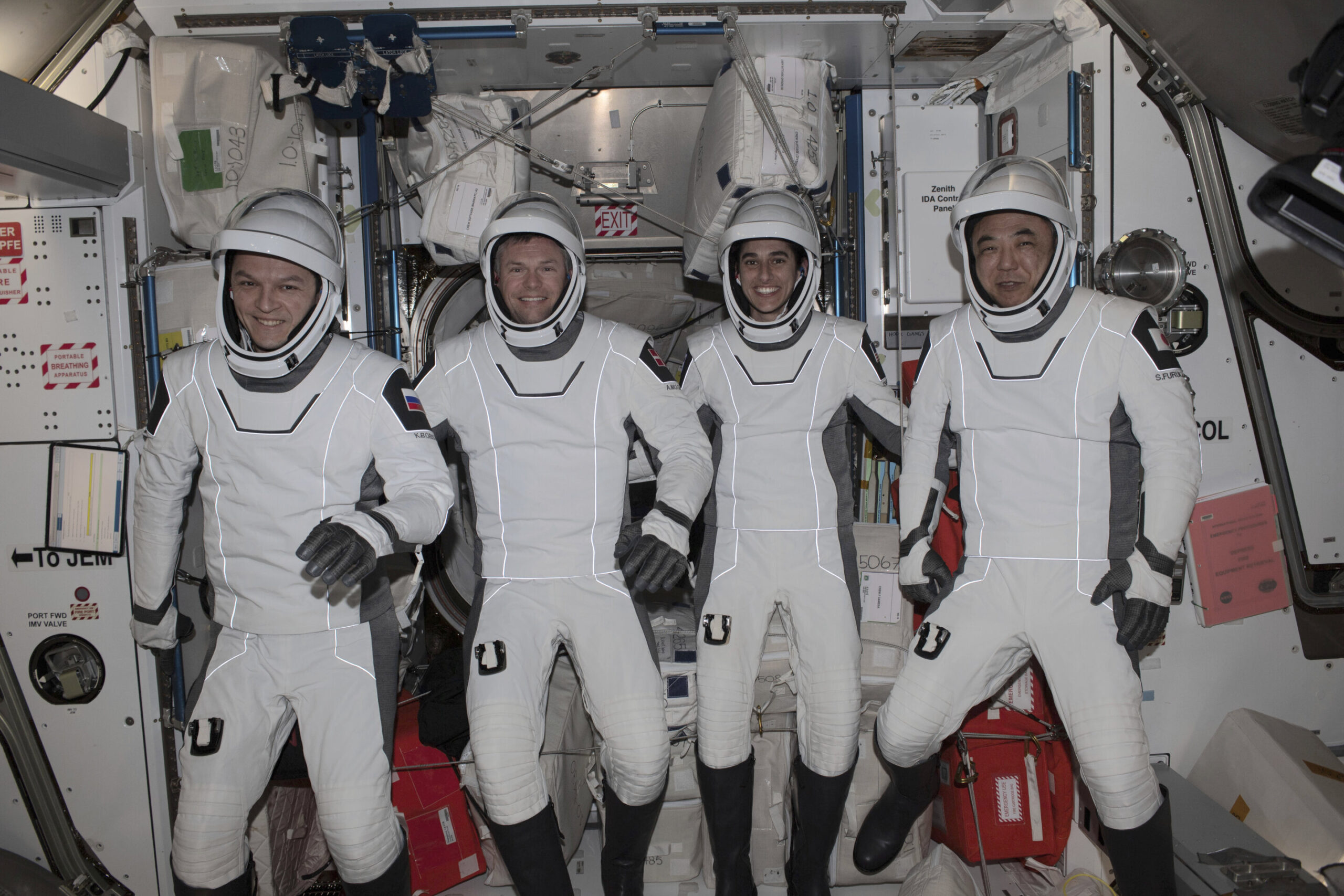 Četvero astronauta vratilo se na Zemlju nakon šestomjesečne misije u svemiru. Zasluge NASA.