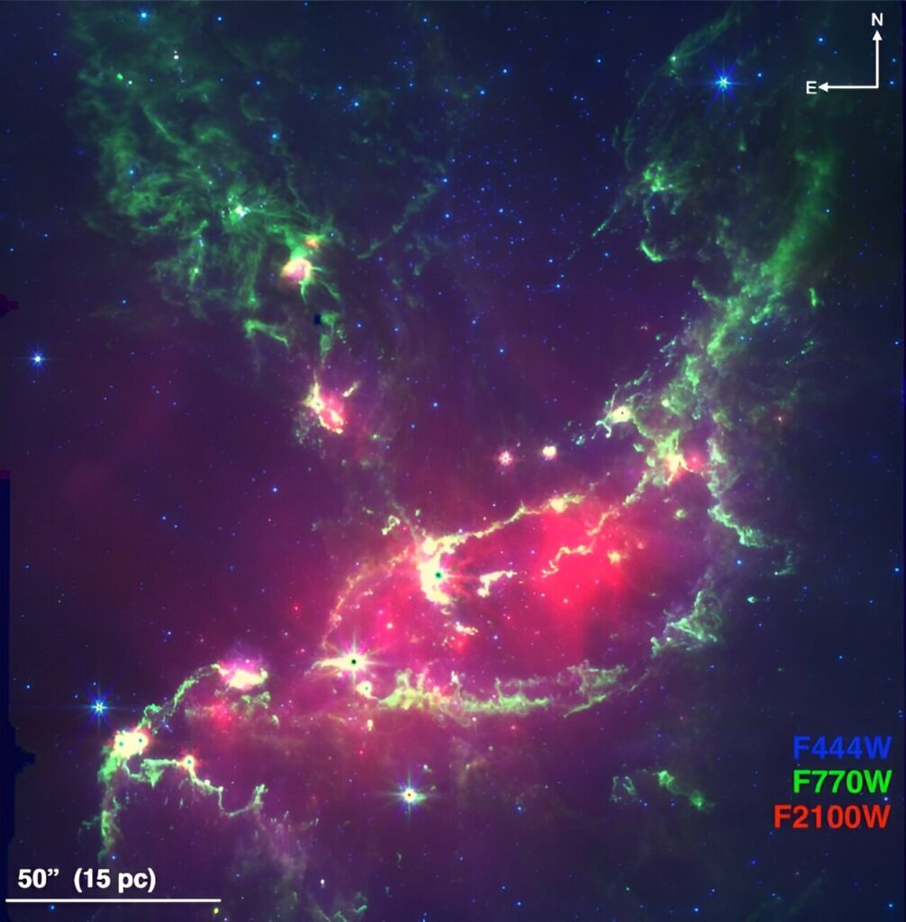 Trobojna slika NGC 346, kreirana kombinacijom podataka s instrumenata NIRCam i MIRI. Zasluge: Habel i suradnici, 2024.