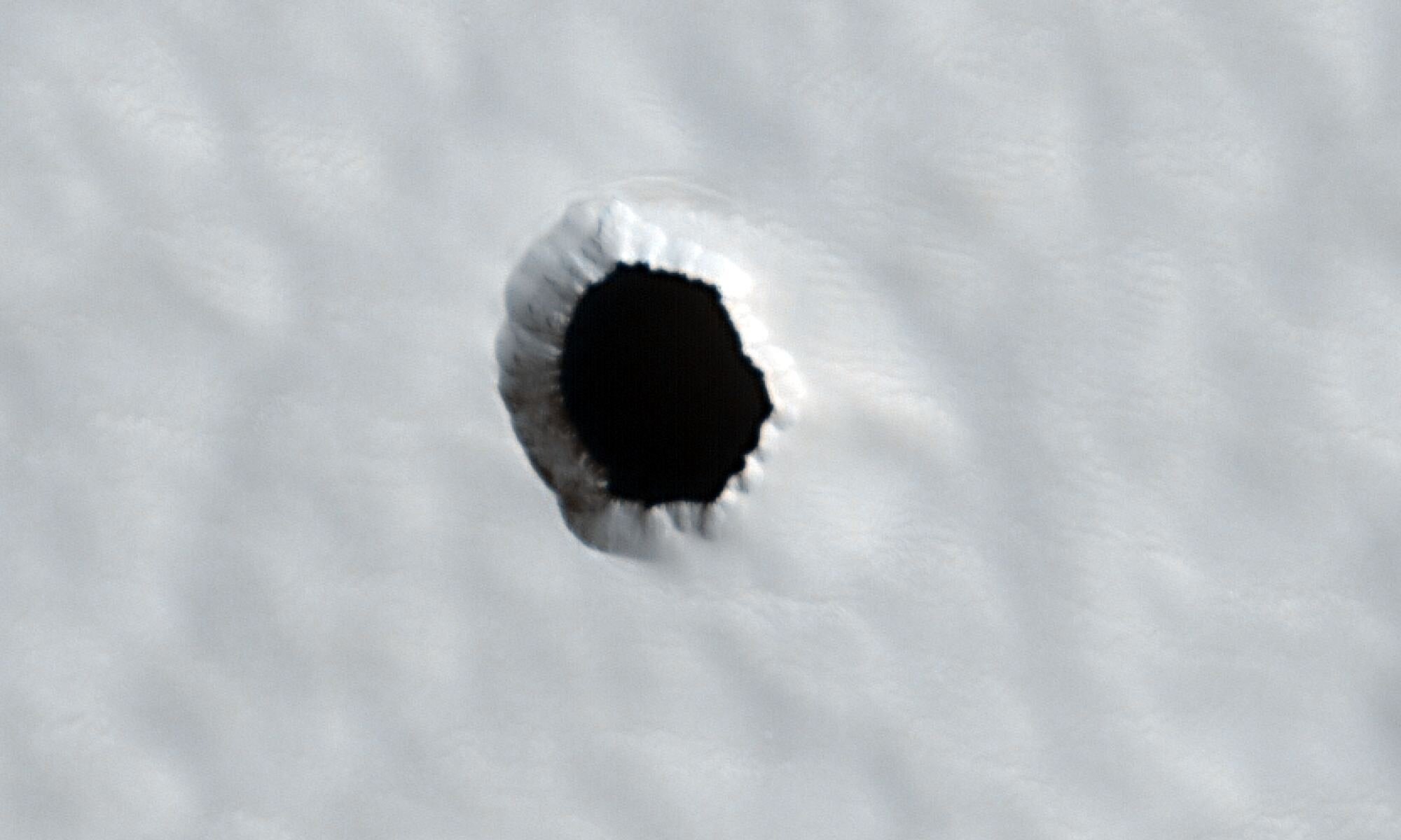Što skriva ova rupa na površini Marsa?