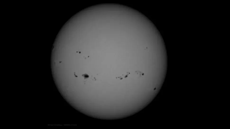 Rekordan broj sunčevih pjega zabilježen na Suncu 8. kolovoza 2024. godine, snimljen NASA-inim svemirskim letjelom. (Izvor slike: NOAA/SWPC/NASA).