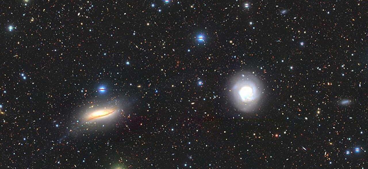 Visokorezolucijska kolor-snimka središnjih galaksija NGC 5713 i NGC 5719, snimljena instrumentom Hyper Suprime-Cam na teleskopu Subaru na Havajima. Zasluge: profesor Helmut Jerjen.