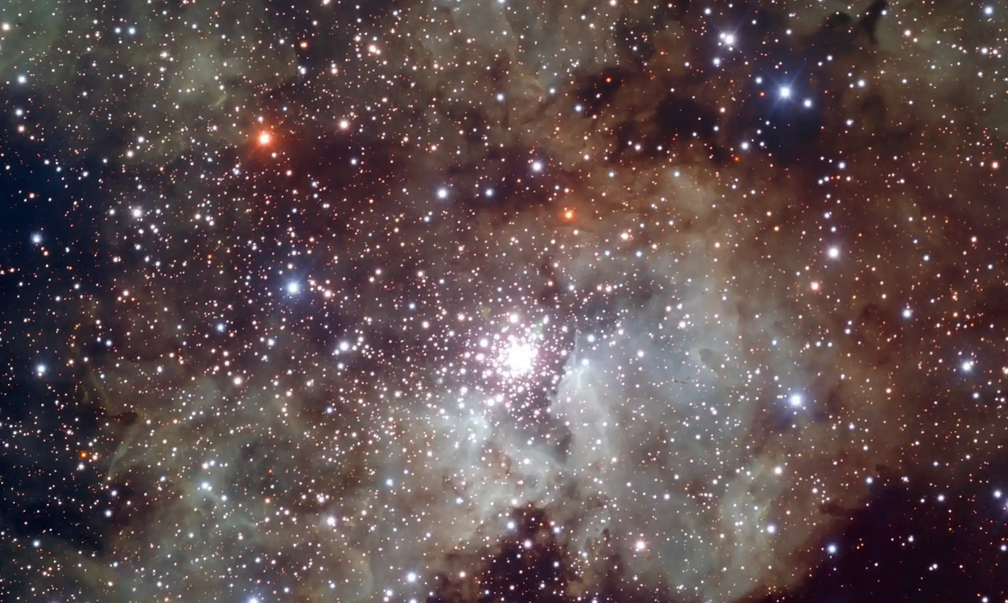 NGC 3603 je područje intenzivnog stvaranja zvijezda, udaljeno oko 22 000 svjetlosnih godina od Sunca. Riječ je o najbližem takvom području poznatom u našoj galaksiji. Izvor: ESO
