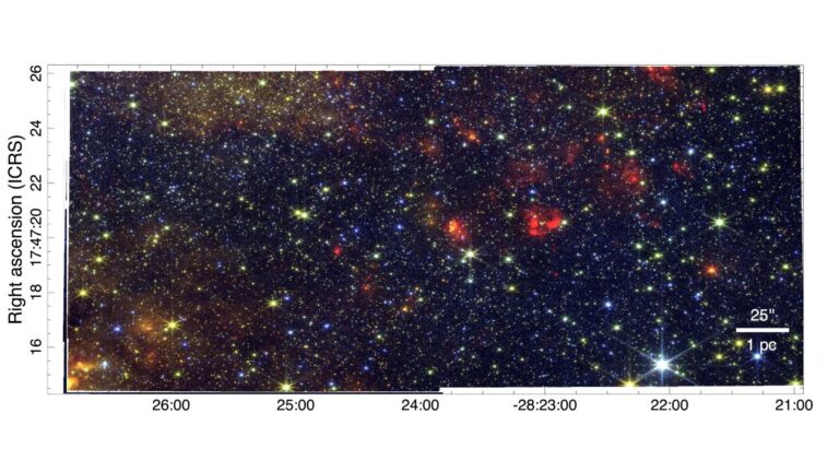 NIRCam mozaik Sagittarius B2 s filtrom F480M u crvenom, F360M u zelenom i F150W u plavom. Izvor: arXiv (2025). DOI: 10.48550/arxiv.2509.11771