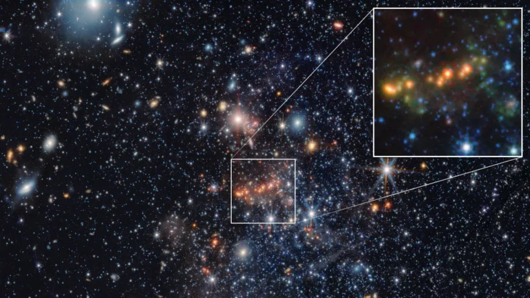 Galaksija Sextans A s umetnutim prikazom prašnjavih područja s organskim molekulama označenim zelenom bojom. Izvor slike: NASA, ESA, CSA, Elizabeth Tarantino (STScI), Martha Boyer (STScI), Julia Roman-Duval (STScI); obrada slike: Alyssa Pagan (STScI)