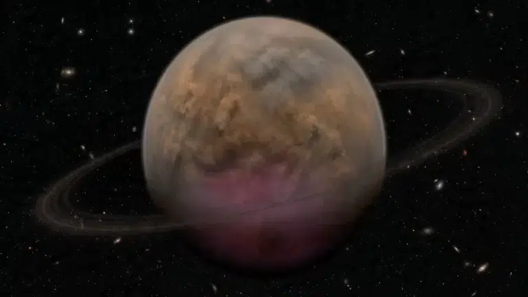 Ilustracija udaljenog mini-Neptuna obavijenog gustim, smeđkastim slojevima atmosferske izmaglice i čađe, s prstenastim tragom materijala u pozadini i dubokim svemirom iza planeta.