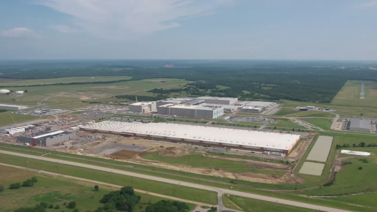 Zračni pogled na Googleov podatkovni centar u okrugu Mayes u Oklahomi